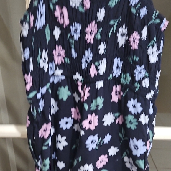 Abercrombie Kids Black Romper with Pastel Floral Pattern - Picture 5 of 7